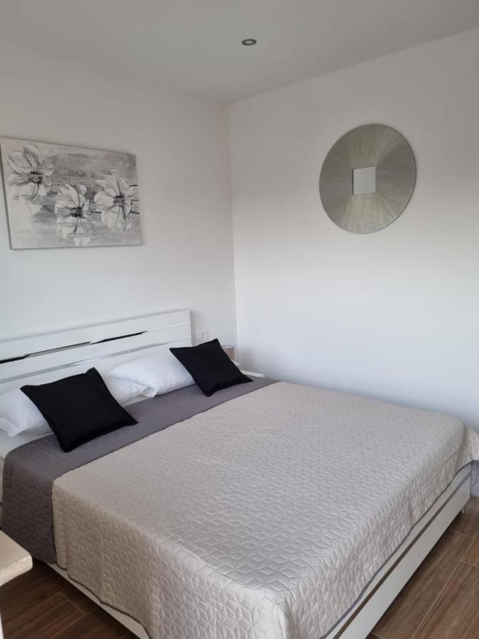 Angel Wing Apartmant Duce Ngoại thất bức ảnh