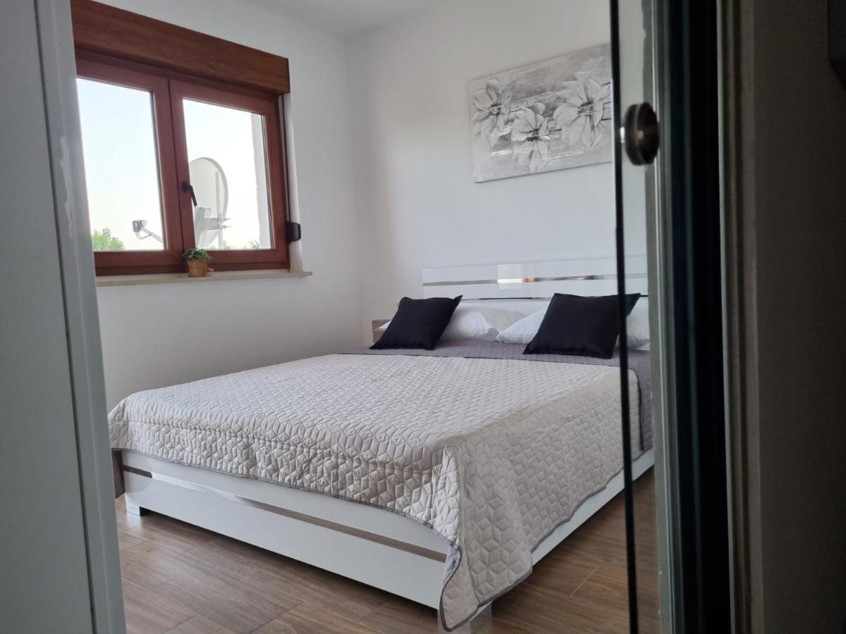 Angel Wing Apartmant Duce Ngoại thất bức ảnh
